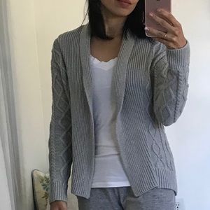 Gap knit gray cardigan sweater